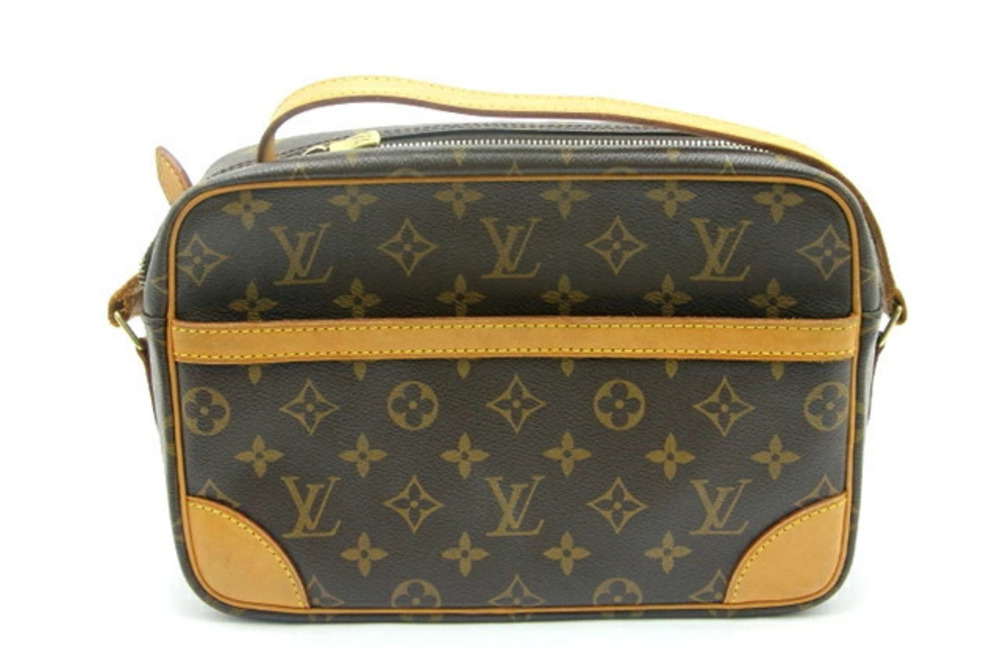 LOUIS VUITTON Shoulder Bag Monogram Trocadero